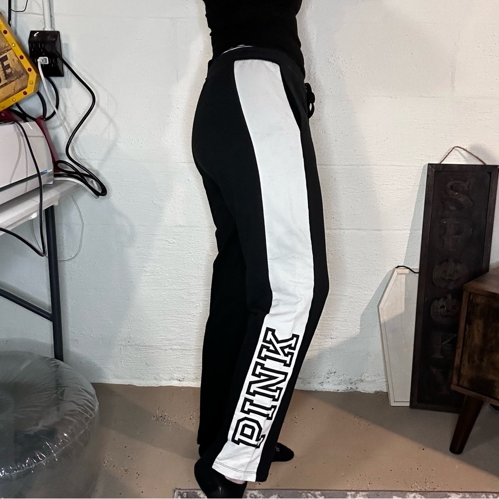 VS PINK color block sweats
